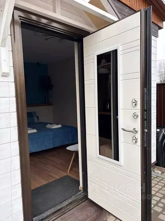 Комната Ленинградская область, Выборг Поперечный пер., 10 - Фото 2