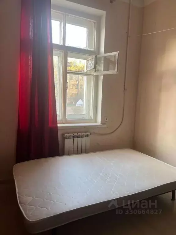 Комната Санкт-Петербург 11-я Васильевского острова линия, 24Б (12.3 м) - Фото 1