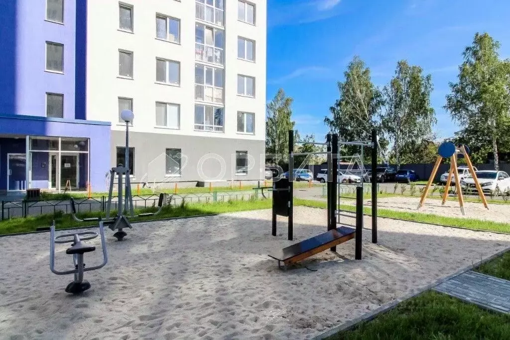 2-к кв. Тюменская область, Тюмень ул. Ветеранов Труда, 9Ак4 (59.5 м) - Фото 0