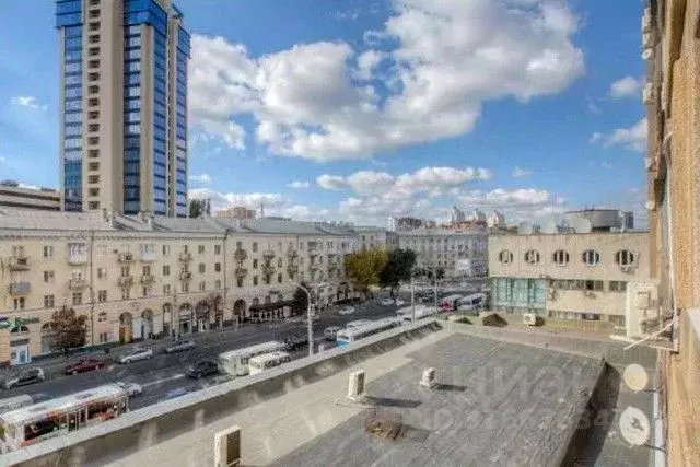 3-к кв. Воронежская область, Воронеж Плехановская ул., 22 (80.0 м) - Фото 0