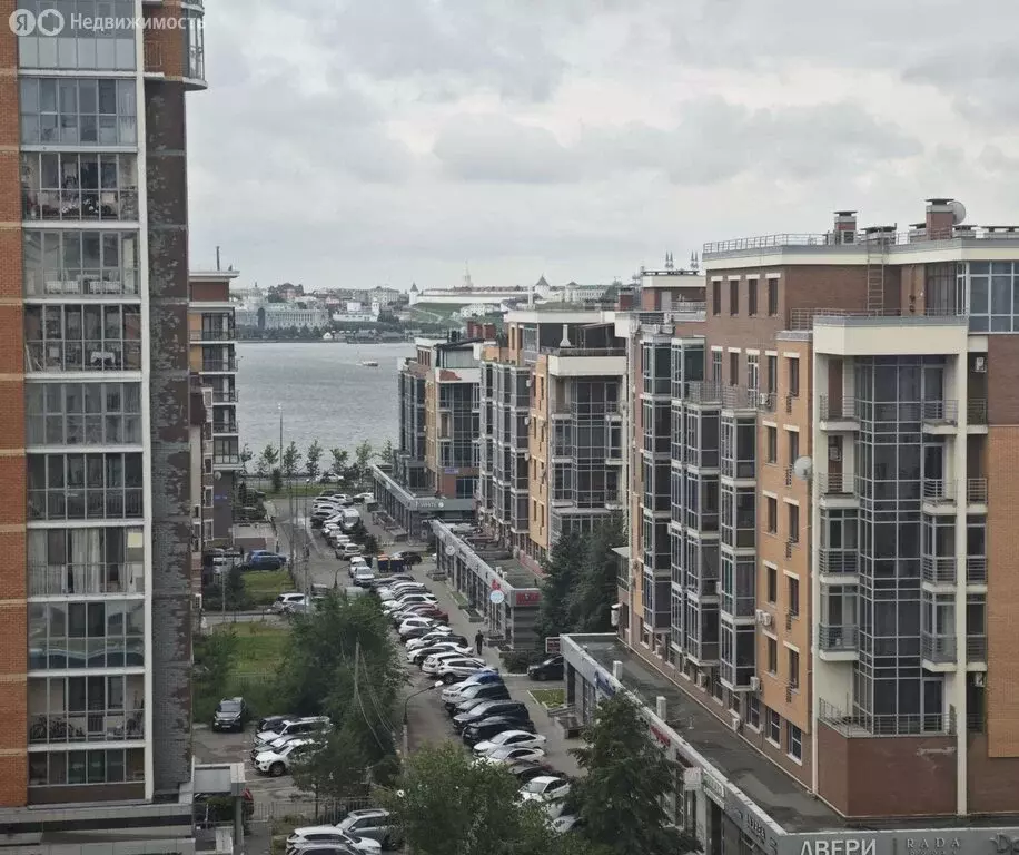 3-комнатная квартира: Казань, Чистопольская улица, 15 (80 м) - Фото 0