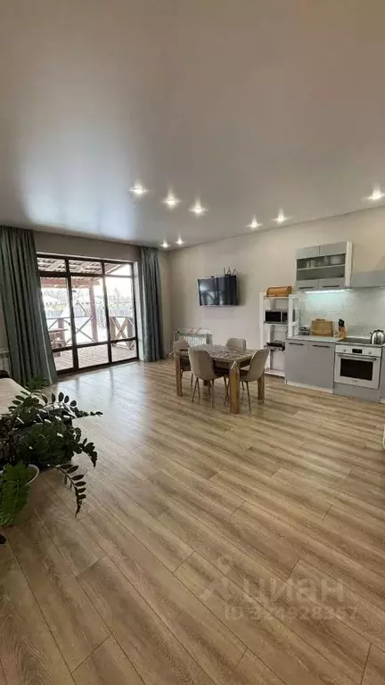 Дом в Хакасия, Абакан Сорок первая ул., 19 (150 м) - Фото 1