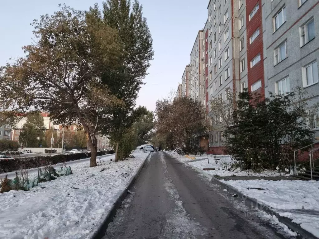 2-к кв. Омская область, Омск ул. Куйбышева, 27/4 (53.0 м) - Фото 1