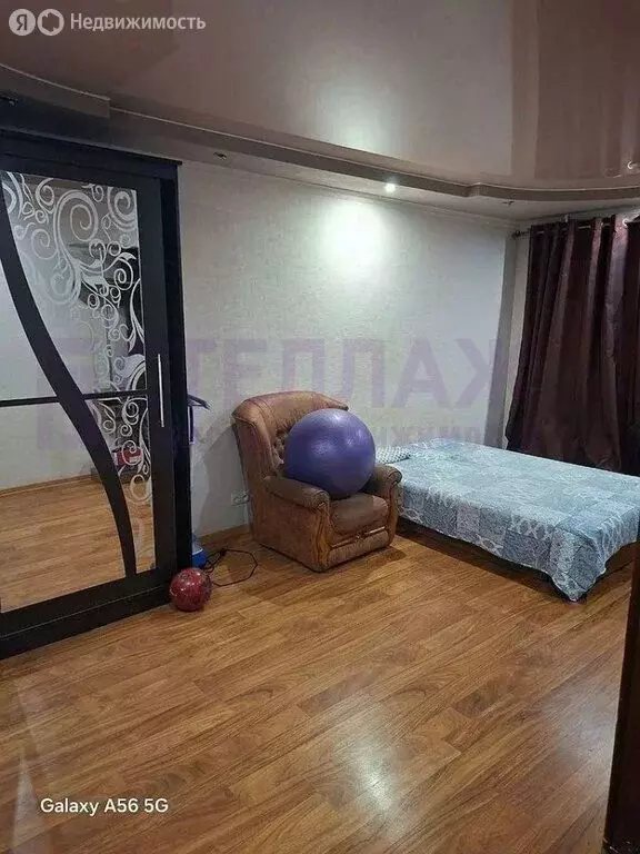 3-комнатная квартира: Феодосия, улица Челнокова, 76А (68.7 м) - Фото 2