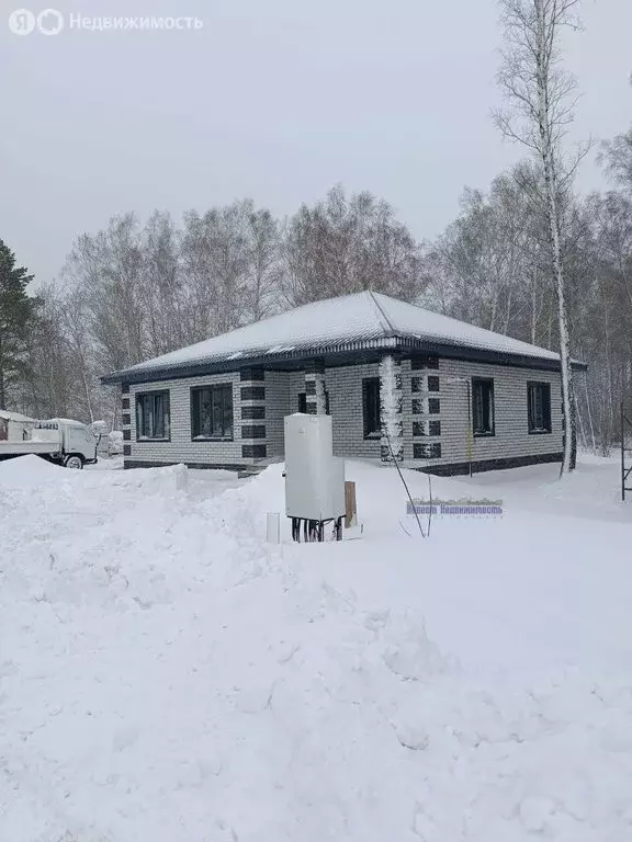 Дом в село Фирсово, улица Порфирия Крылова (100 м) - Фото 2