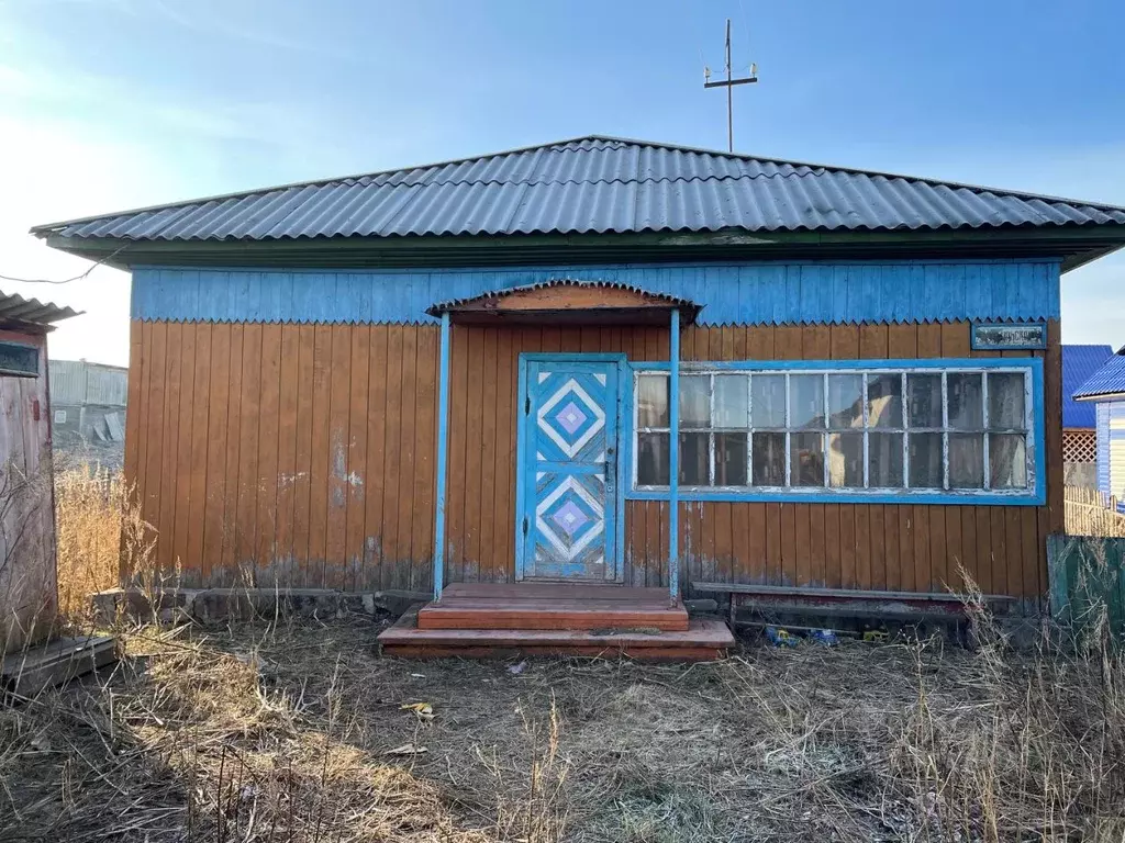 Дом в Алтайский край, Алейск Барнаульская ул., 1А (57 м) - Фото 1