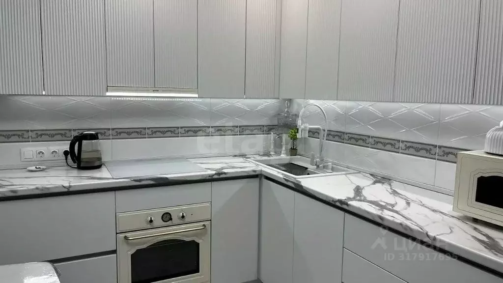 2-к кв. Саратовская область, Энгельс ул. Пушкина, 87 (61.0 м) - Фото 1