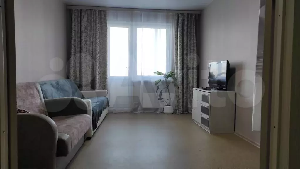 1-к. квартира, 40 м, 3/9 эт. - Фото 0