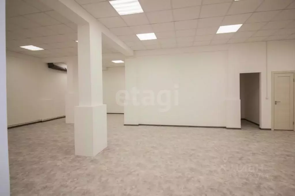 Помещение свободного назначения в Калужская область, Калуга ул. ... - Фото 2