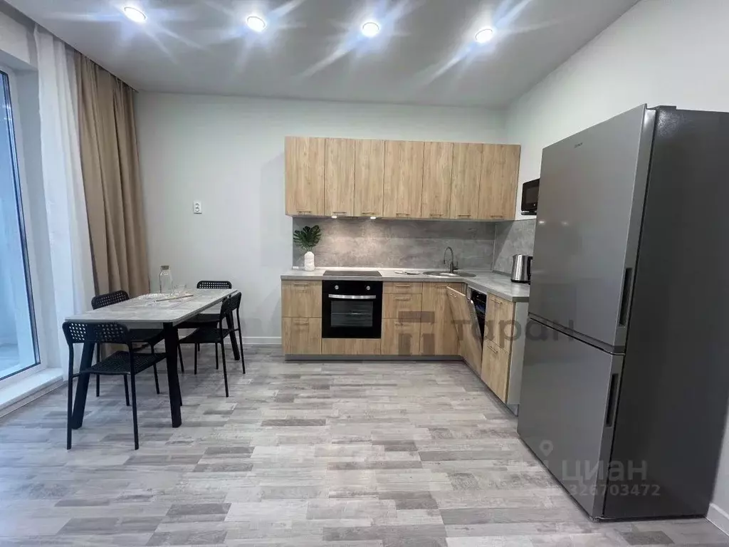 2-к кв. Челябинская область, Челябинск ул. Овчинникова, 18В (50.0 м) - Фото 1