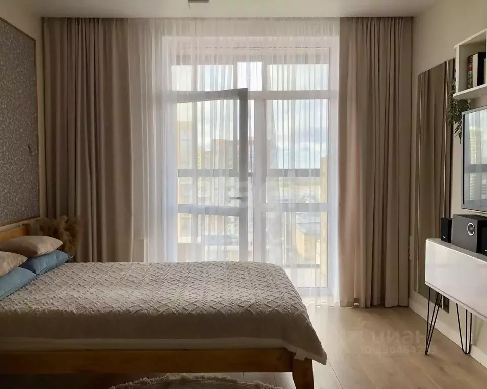 1-к кв. Тюменская область, Тюмень ул. Фармана Салманова, 14 (37.0 м) - Фото 1