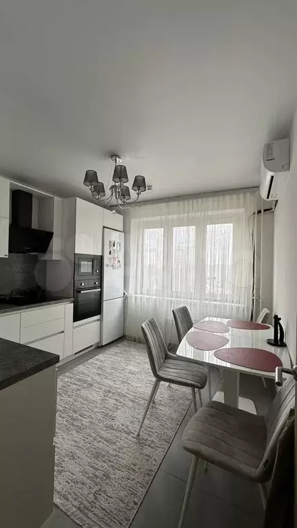 2-к. квартира, 60 м, 5/24 эт. - Фото 1