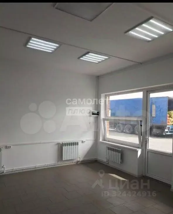 Торговая площадь в Краснодарский край, Ейск пер. Строителей, 22/2 (38 ... - Фото 1