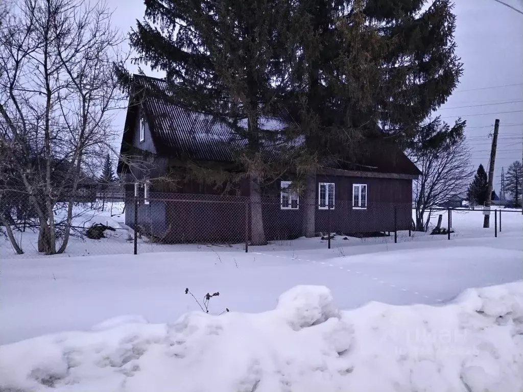 Дом в Башкортостан, Белорецкий район, с. Тирлянский  (200 м) - Фото 0