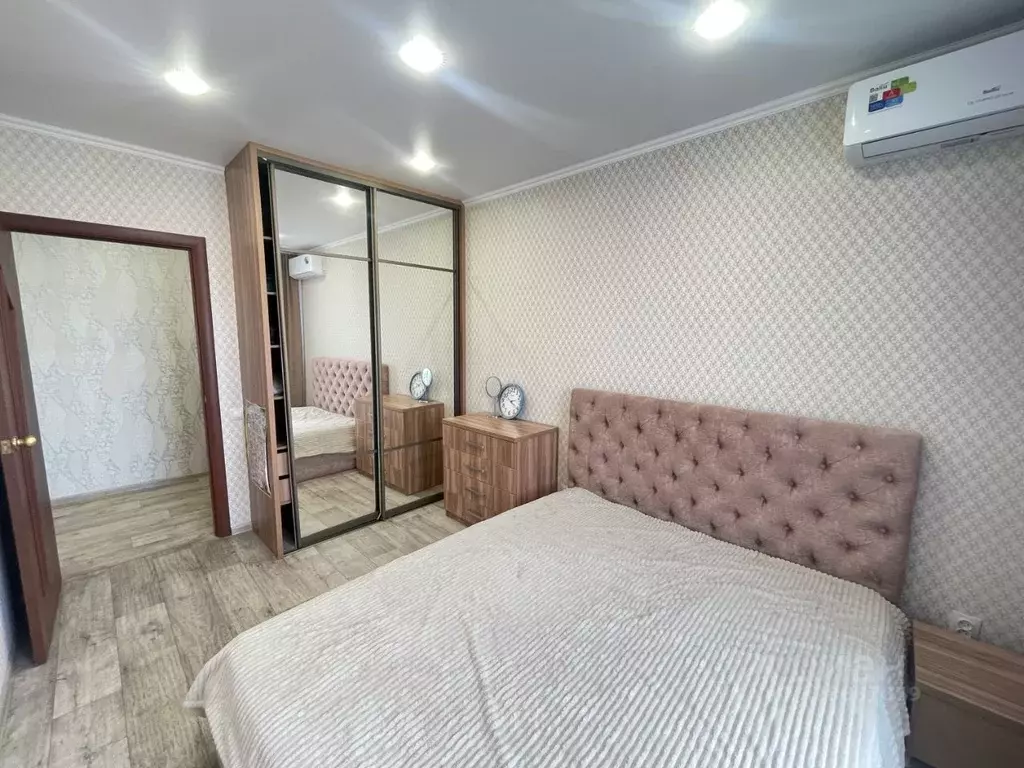 3-к кв. Татарстан, Набережные Челны 12-й комплекс, 8 (70.0 м) - Фото 1