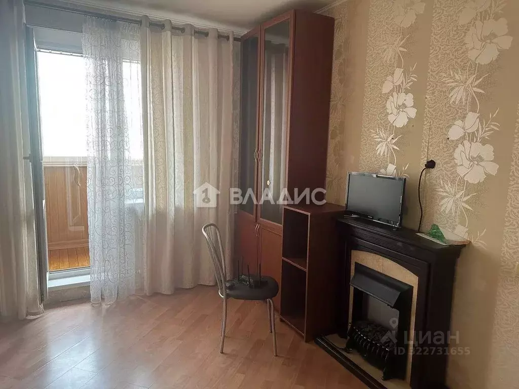 3-к кв. Белгородская область, Белгород ул. Есенина, 36 (70.4 м) - Фото 1