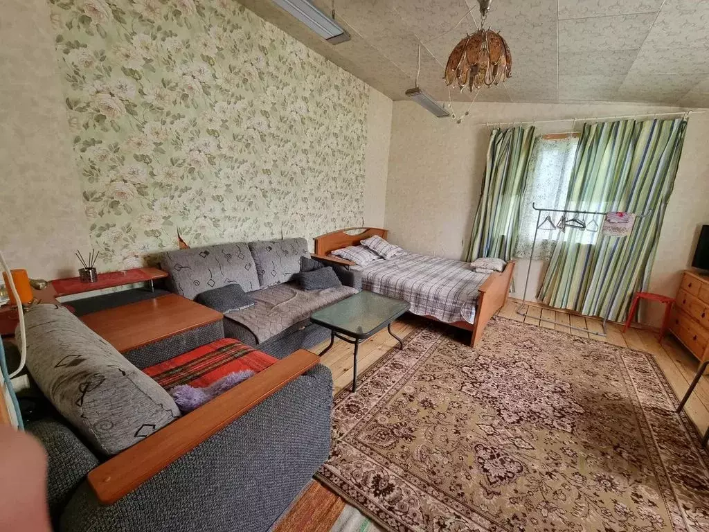 Дом в Свердловская область, Каменский муниципальный округ, д. Соколова ... - Фото 1