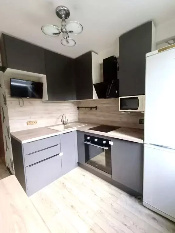 2-к кв. Санкт-Петербург ул. Передовиков, 11К1 (50.9 м) - Фото 1