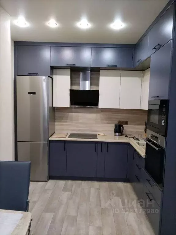 2-к кв. Красноярский край, Красноярск наб. Ярыгинская, 5 (42.0 м) - Фото 1