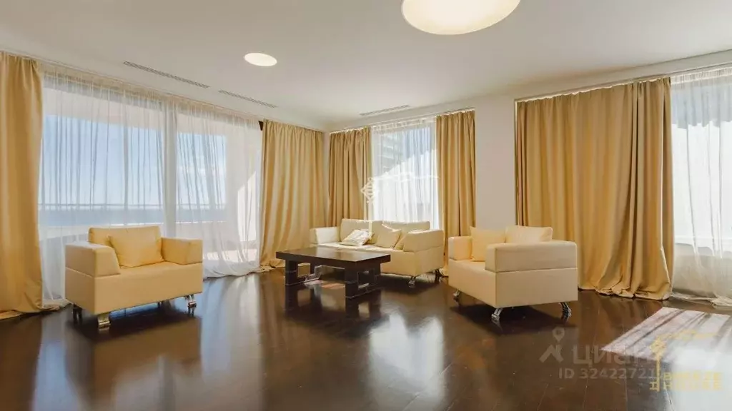 3-к кв. Крым, Ялта проезд Парковый, 6А (218.2 м) - Фото 0