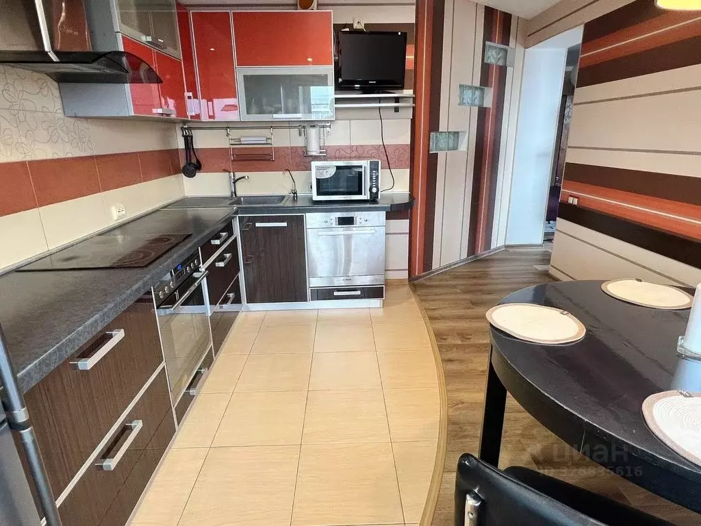 2-к кв. Томская область, Томск ул. 79-й Гвардейской Дивизии, 27А (80.0 ... - Фото 2