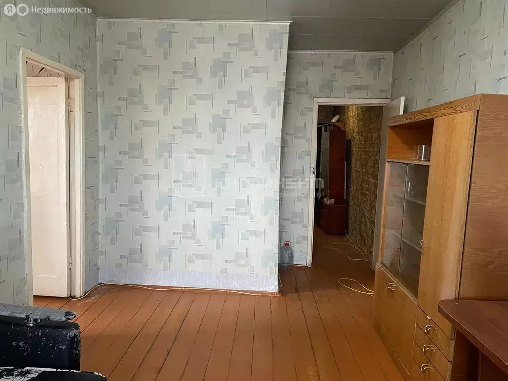 3-комнатная квартира: Собинка, улица Чайковского, 10 (51 м) - Фото 1