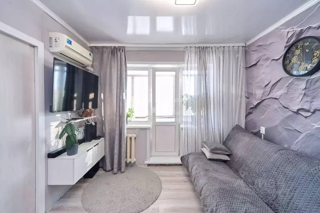 3-к кв. Кемеровская область, Кемерово Волгоградская ул., 33 (45.9 м) - Фото 2