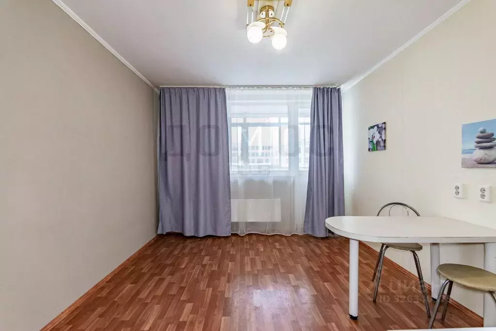 Студия Свердловская область, Екатеринбург ул. Рощинская, 27 (28.8 м) - Фото 2