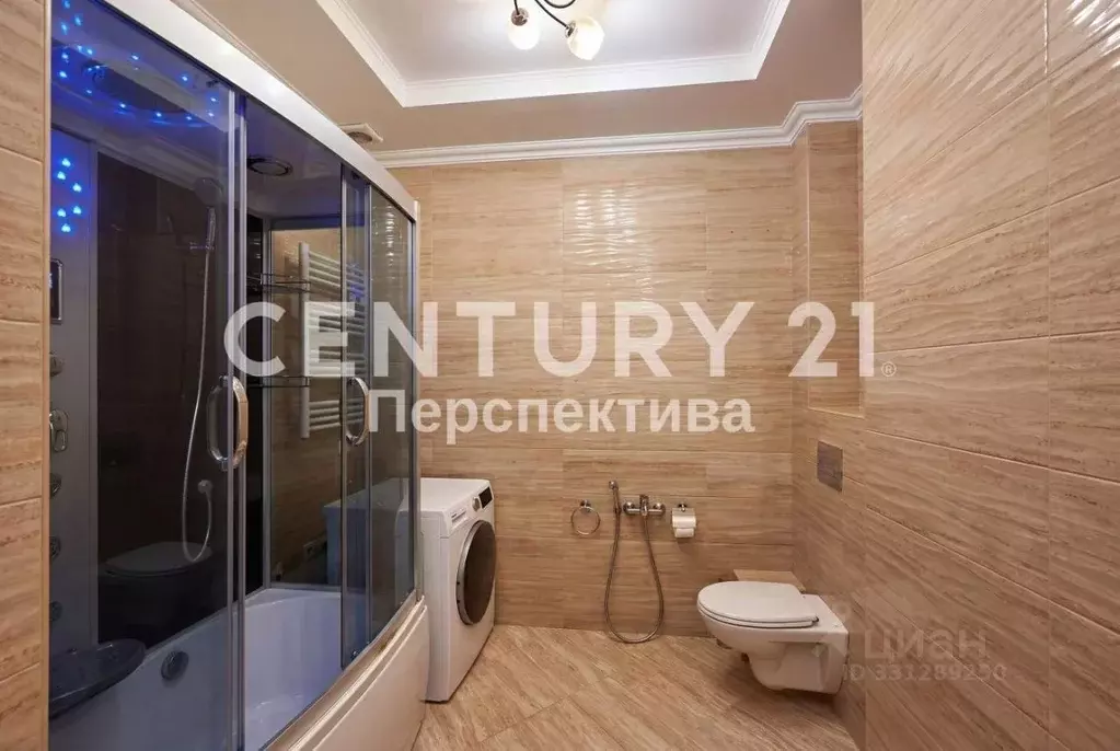 2-к кв. Московская область, Жуковский ул. Амет-хан Султана, 15к4 (83.0 ... - Фото 1
