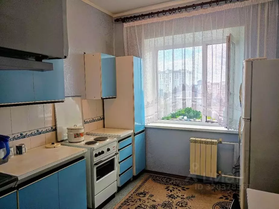 3-к кв. Ханты-Мансийский АО, Нижневартовск Ханты-Мансийская ул., 15 ... - Фото 1