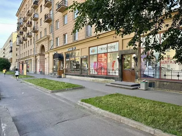 Торговая площадь в Санкт-Петербург Кондратьевский просп., 49 (174 м) - Фото 2