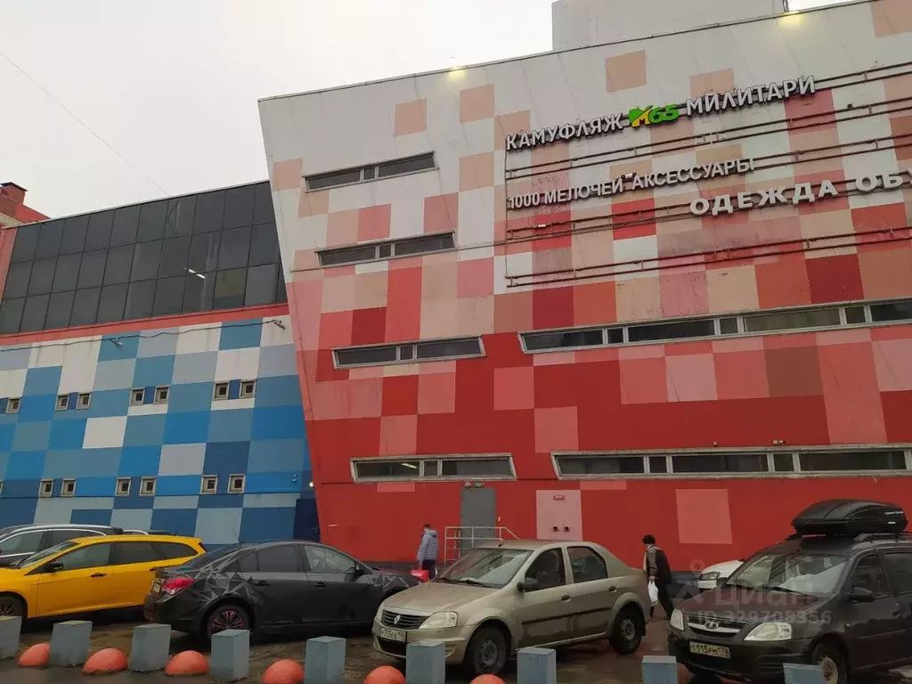 Торговая площадь в Санкт-Петербург ул. Хошимина, 14 (600 м) - Фото 1