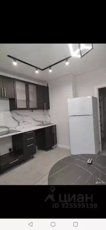 1-к кв. Алтайский край, Барнаул ул. Имени В.Т. Христенко, 3 (40.0 м) - Фото 2