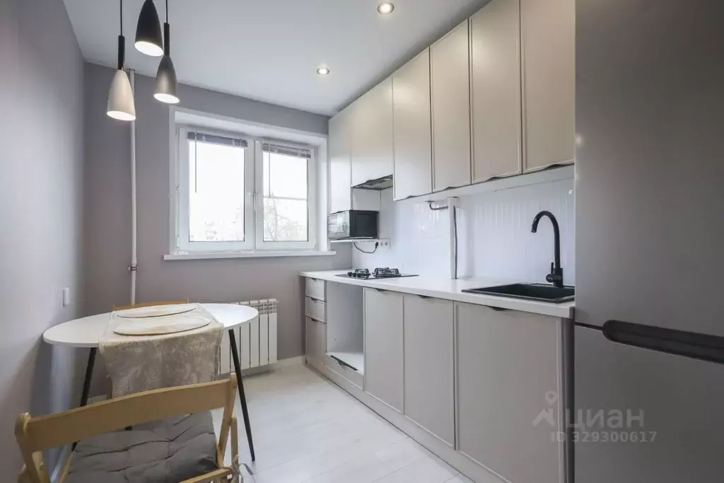 3-к кв. Московская область, Щелково Комсомольская ул., 6 (56.5 м) - Фото 1