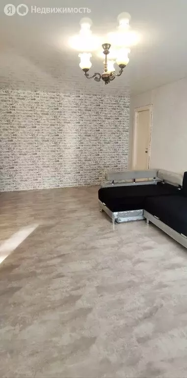 2-комнатная квартира: Кирово-Чепецк, проспект Мира, 70 (42 м) - Фото 1
