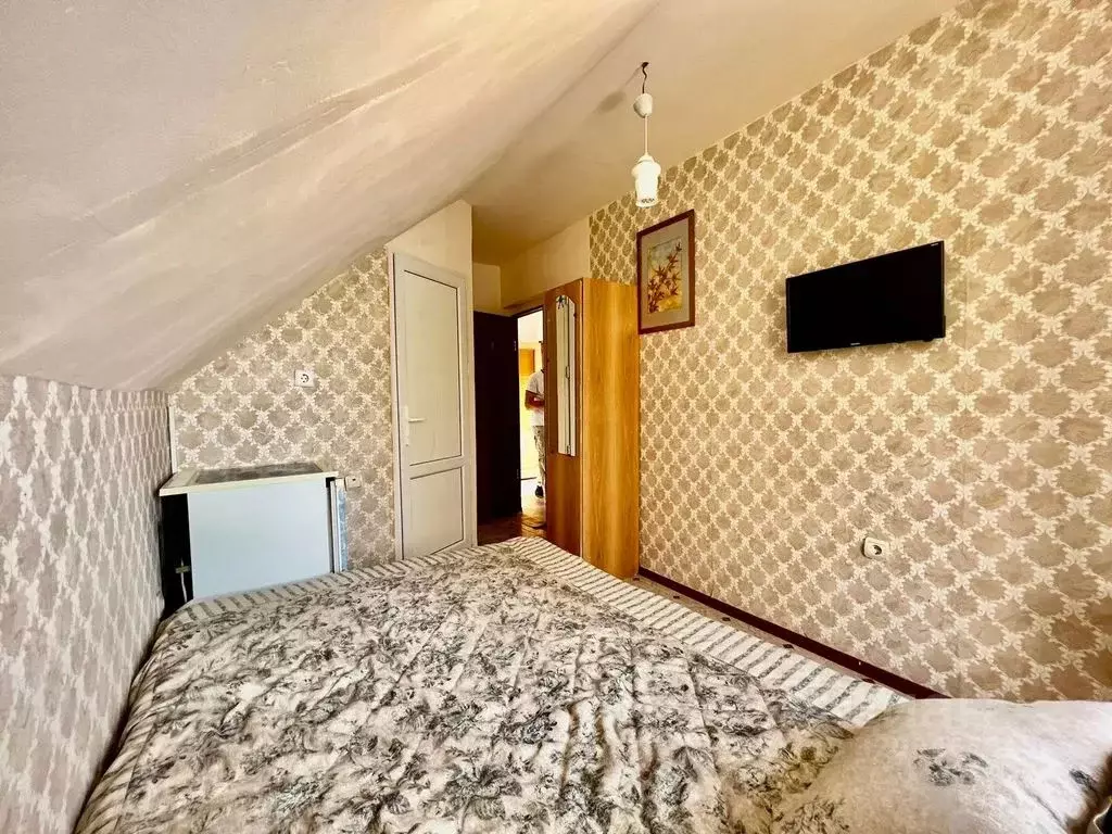 Комната Краснодарский край, Геленджик Первомайская ул., 36 - Фото 1