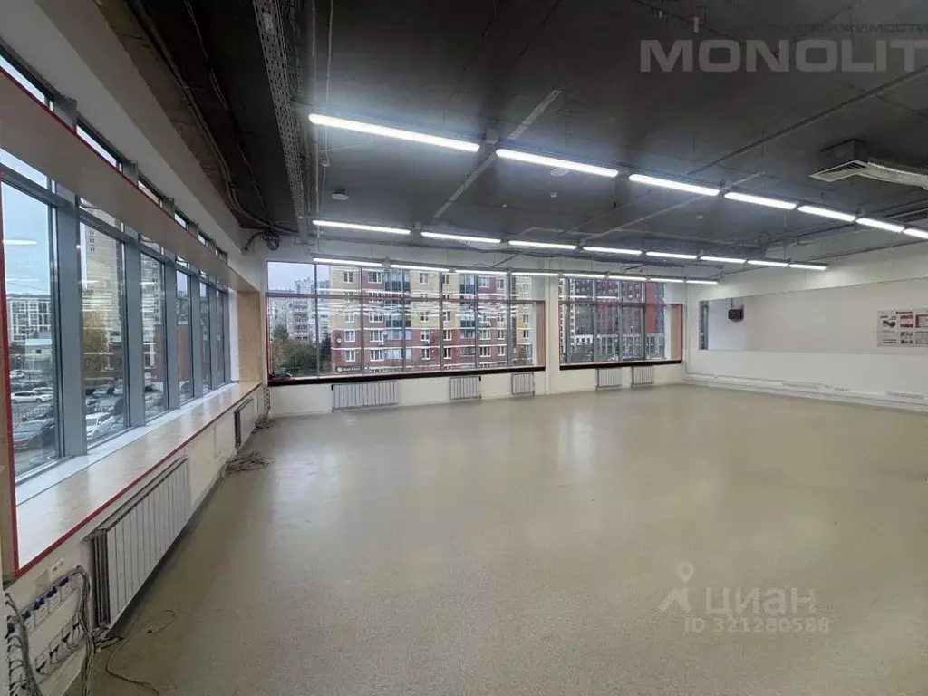 Торговая площадь в Свердловская область, Екатеринбург ул. Краснолесья, ... - Фото 2