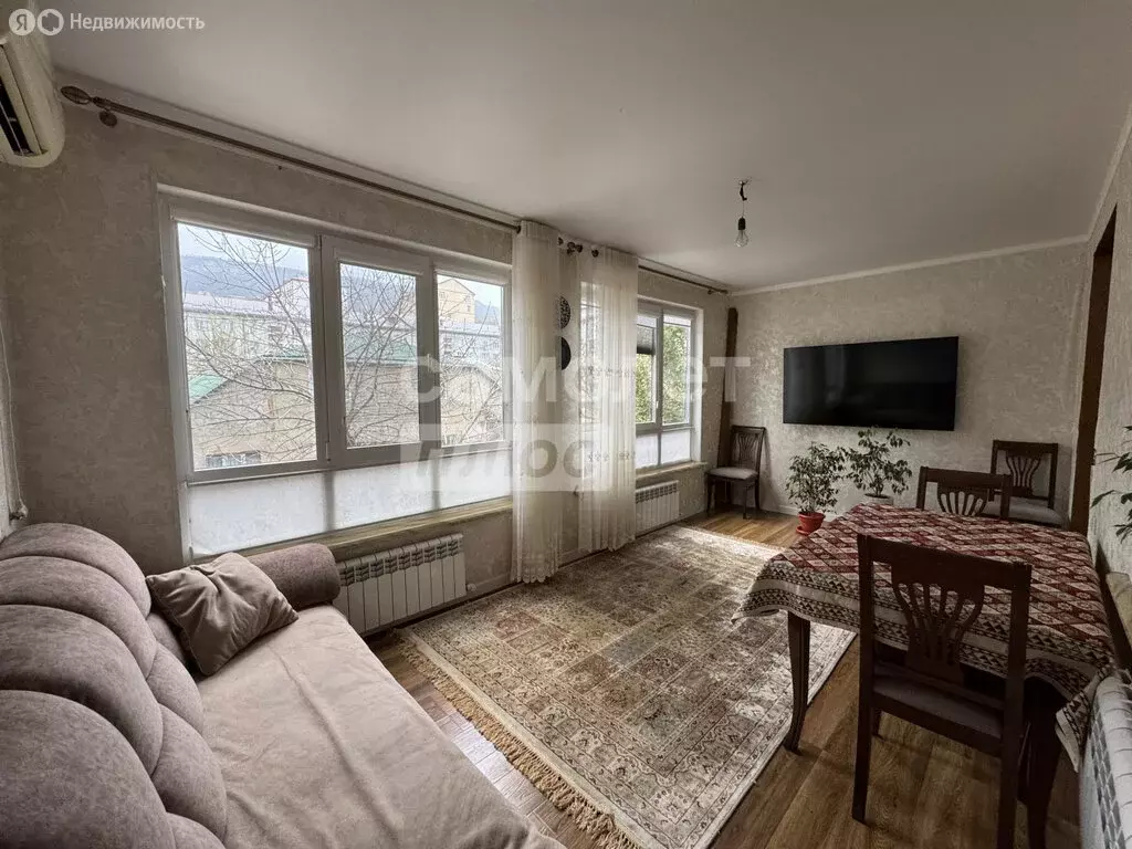 3-комнатная квартира: Махачкала, улица Абдулхакима Исмаилова, 21 (62.2 ... - Фото 1