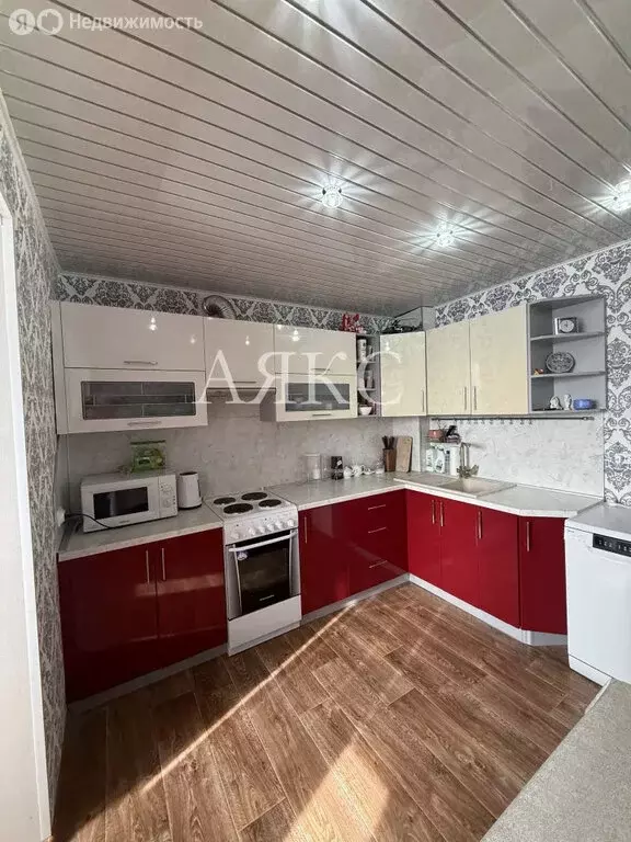 3-комнатная квартира: Ишимбай, Стахановская улица, 26 (77.6 м) - Фото 1