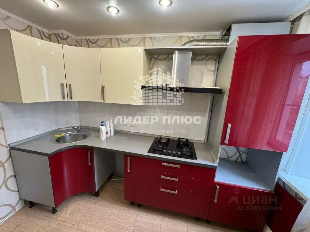 3-к кв. Белгородская область, Строитель Яковлевский городской округ, ... - Фото 1