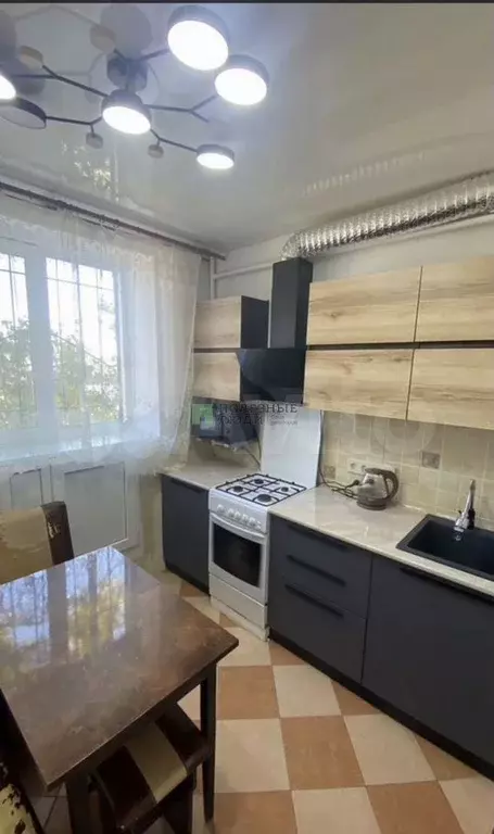 3-к. квартира, 45 м, 1/5 эт. - Фото 0
