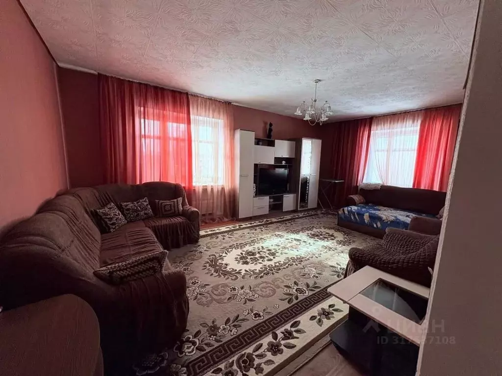 Дом в Кемеровская область, Калтан Весенняя ул., 7 (192 м) - Фото 0