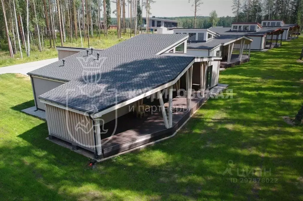 Коттедж в Свердловская область, Сысертский муниципальный округ, с. ... - Фото 1