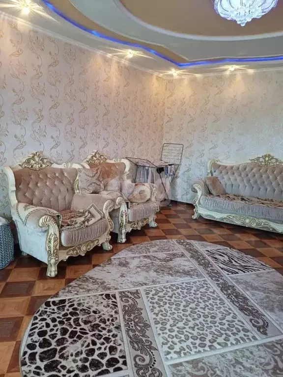 3-к. квартира, 90 м, 2/9 эт. - Фото 0