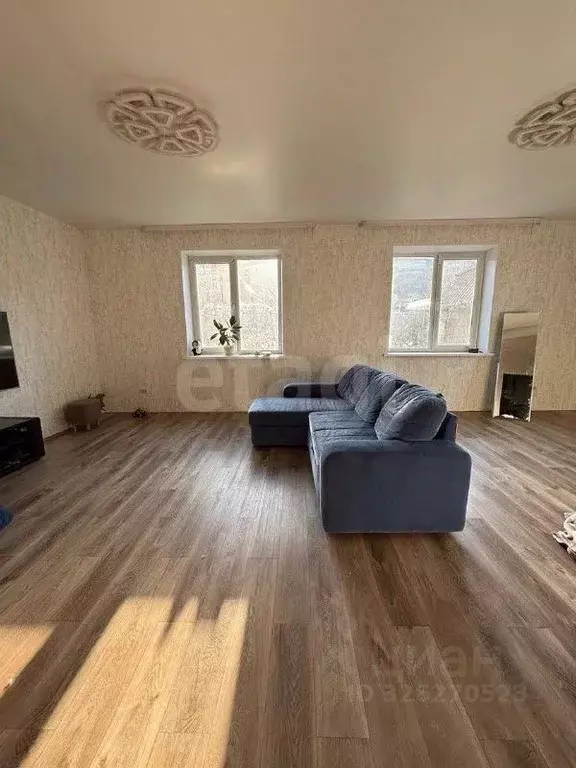 Дом в Челябинская область, Миасс ул. Либединского, 69 (220 м) - Фото 1