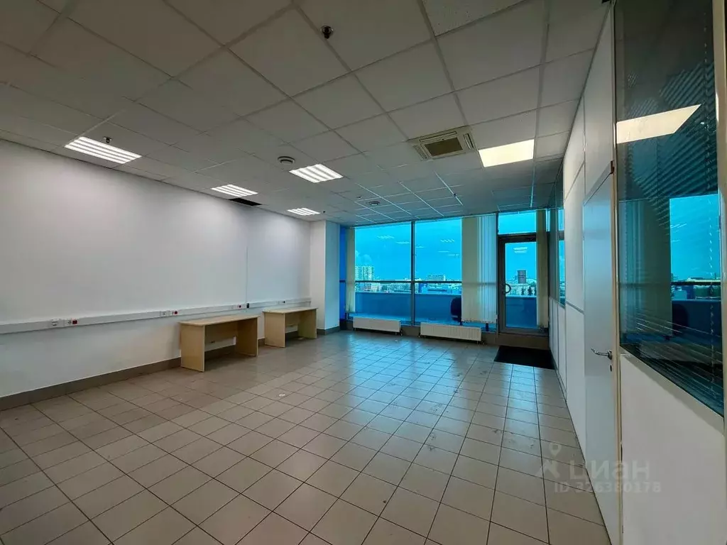 Офис в Санкт-Петербург Звездная ул., 1 (100 м) - Фото 2