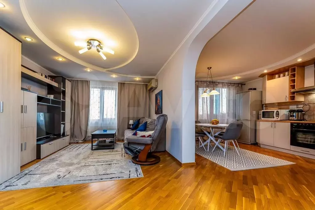 2-к. квартира, 70 м, 10/12 эт. - Фото 1