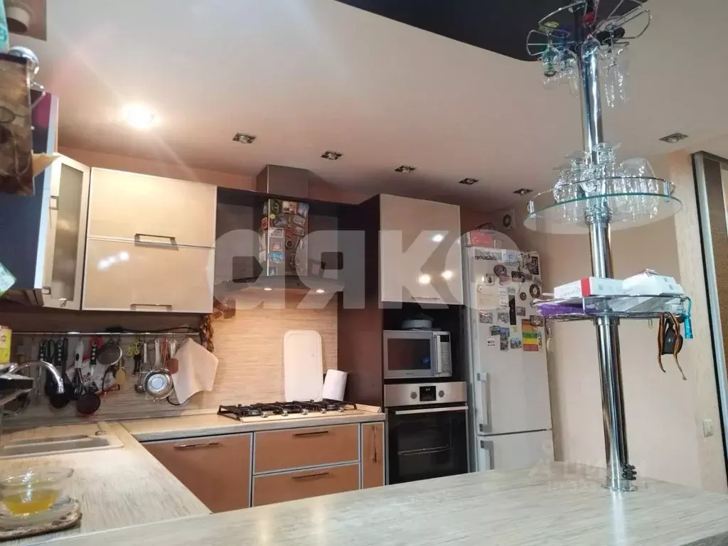 3-к кв. Волгоградская область, Волгоград ул. 39-й Гвардейской Дивизии, ... - Фото 1