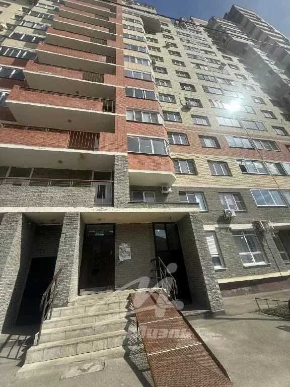 Продается 2-комнатная квартира - Фото 1