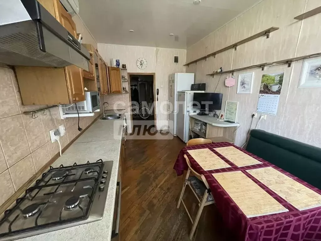 3-к кв. Курская область, Курск ул. Карла Маркса, 72к15 (89.4 м) - Фото 2